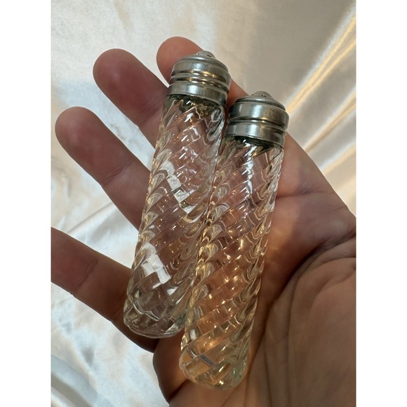 Arthur Court Butterfly Base With Salt and Pepper Shaker Set - Picture 5 of 8